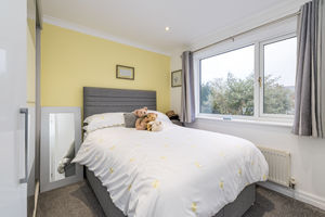 Bed- click for photo gallery